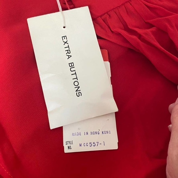 Vintage Morton Myles for Malcolm Charles red button front blouse - Picture 9 of 16